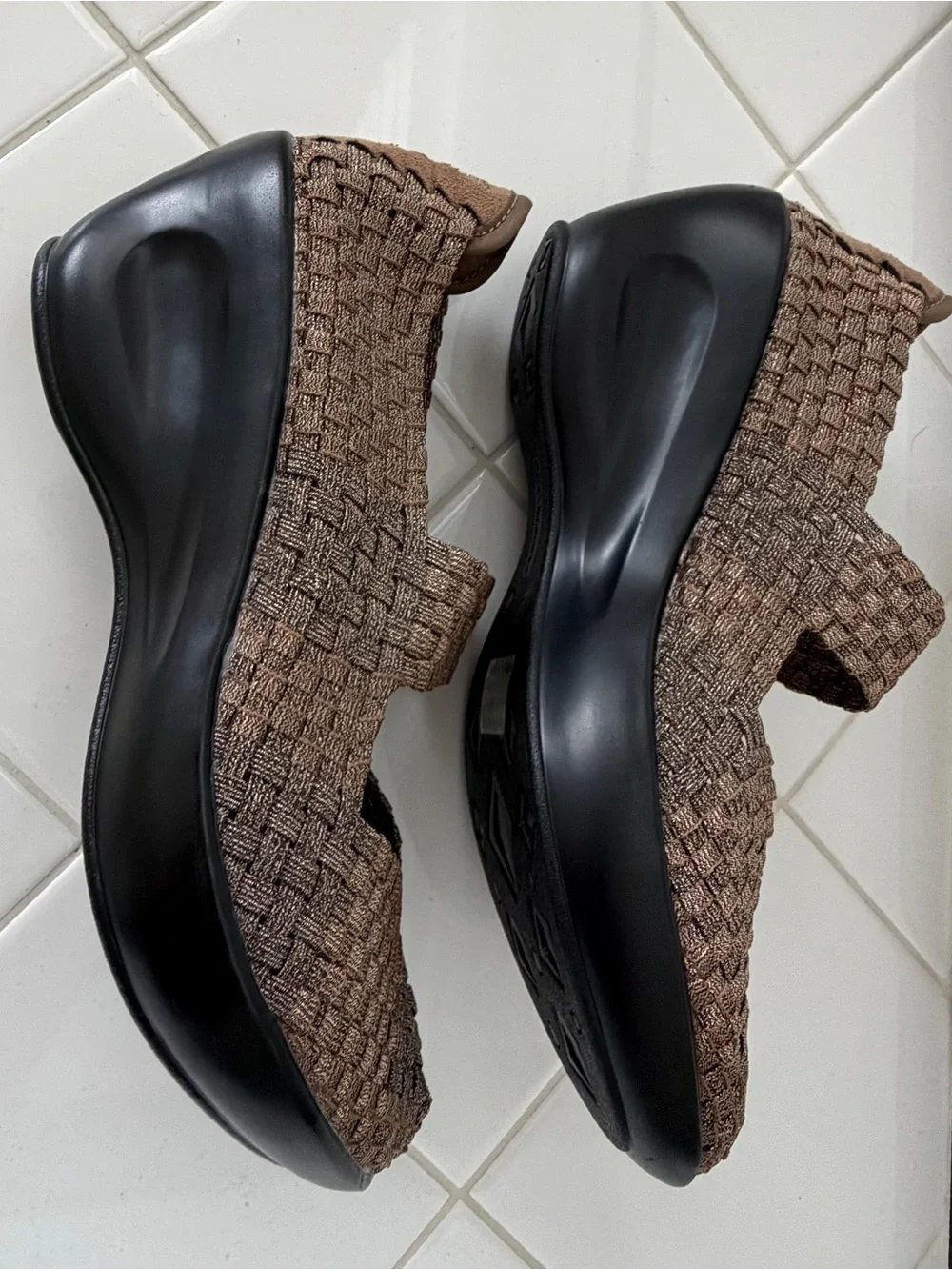 CC Resorts Women's Platinum Color Woven Mary Jane Wedges, Size 10, NWOT